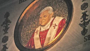Tondo di Benedetto XVI